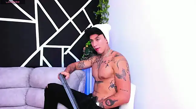 JUSTIN FULLER1 online show from February 22, 6:41 pm