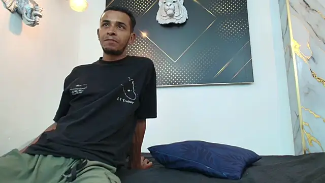 JordanAndAndrew online show from September 23, 7:32 pm