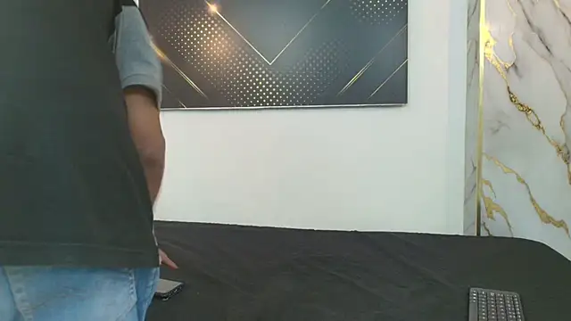 JordanAndAndrew online show from November 3, 9:07 pm