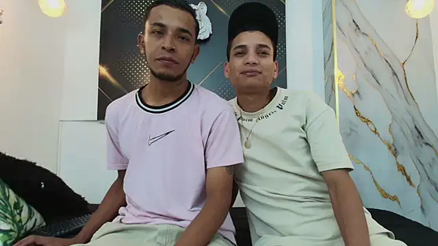 JordanAndAndrew online show from October 22, 7:57 pm