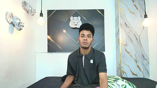 JordanAndAndrew online show from November 26, 8:09 pm