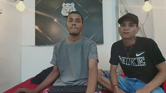 JordanAndAndrew online show from October 21, 8:19 pm