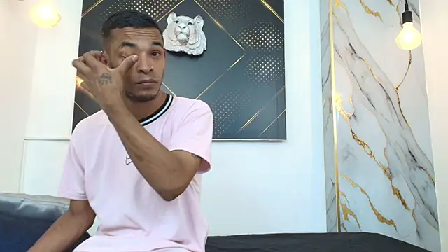 JordanAndAndrew online show from September 18, 7:39 pm