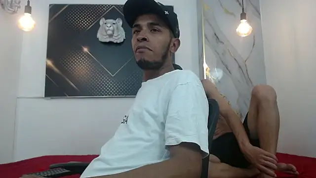 JordanAndAndrew online show from January 15, 8:45 pm