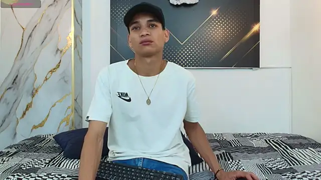 JordanAndAndrew online show from October 3, 5:25 pm