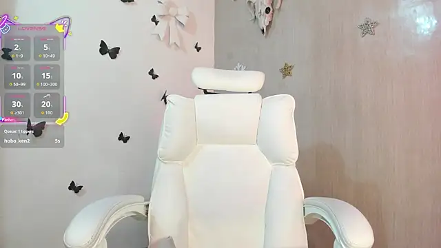 Asterothxznikki online show from February 20, 1:46 am