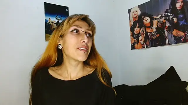 Asterothxznikki online show from January 13, 1:20 am