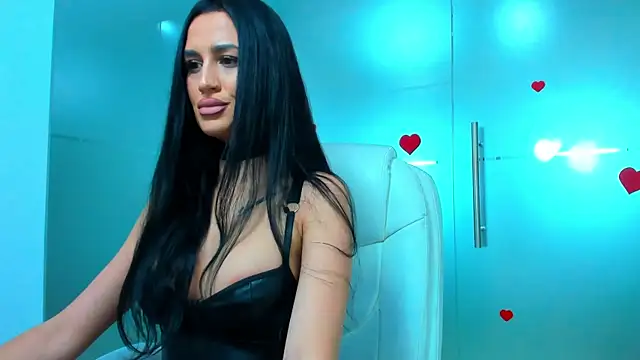 Queenrafaella online show from November 4, 6:17 am