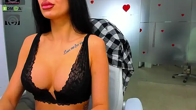 Queenrafaella online show from March 12, 4:51 am