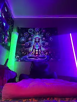 redbonejada online show from February 9, 8:07 pm