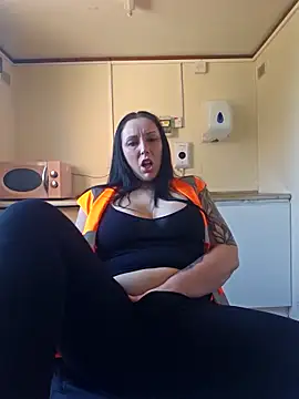 Meganroxtattoo online show from April 23, 10:22 am