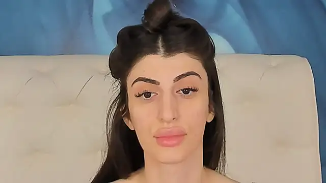 SkinnyDolly online show from December 15, 3:12 am