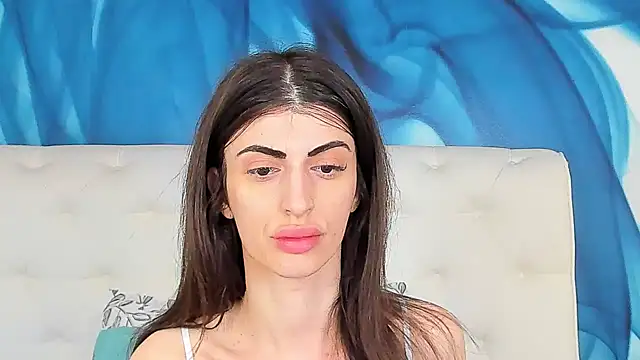 SkinnyDolly online show from March 25, 3:06 am