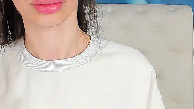 SkinnyDolly online show from May 8, 2:04 am
