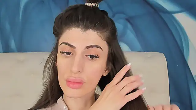 SkinnyDolly online show from December 14, 3:02 am