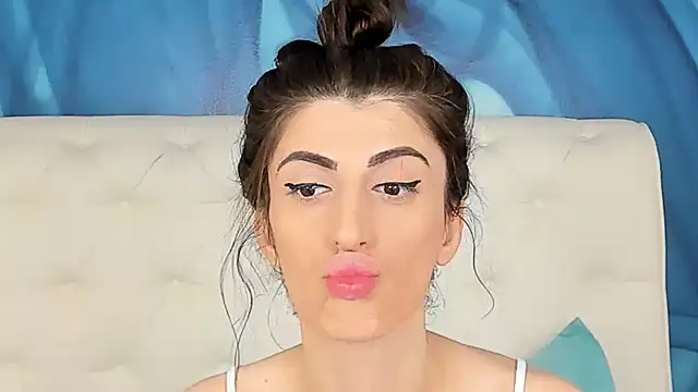 SkinnyDolly online show from October 29, 3:05 am