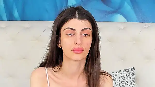 SkinnyDolly online show from May 31, 2:50 am