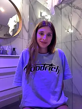 emma05 online show from December 2, 7:26 pm