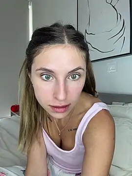 emma05 online show from June 15, 6:13 am