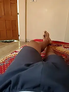 Snapshot of MrNick74 chatting on February 25, 6:46 am MrNick74 online show from February 25, 6:46 am