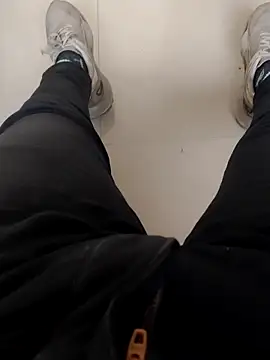 Snapshot of MrNick74 chatting on December 22, 12:16 pm MrNick74 online show from December 22, 12:16 pm