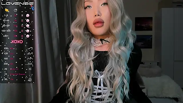 uko sa online show from December 21, 1:42 pm