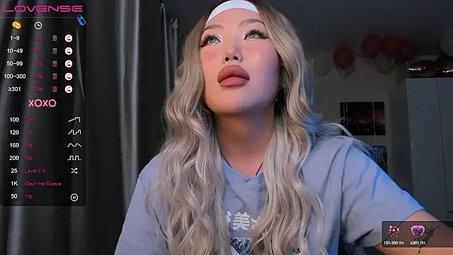 uko sa online show from December 7, 11:45 am