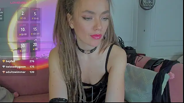 Snapshot of KellyFouler chatting on December 22, 4:27 pm KellyFouler online show from December 22, 4:27 pm