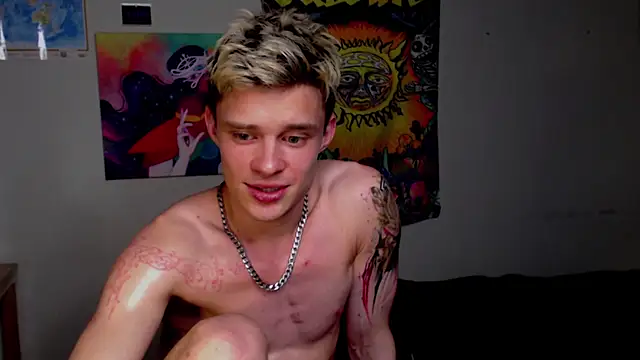 hornyadamsex online show from May 5, 9:51 pm