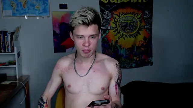 hornyadamsex online show from May 6, 11:47 am