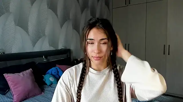 Bambiii bby online show from September 30, 1:22 am