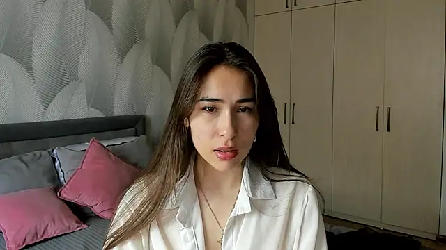 Bambiii bby online show from May 26, 5:49 am