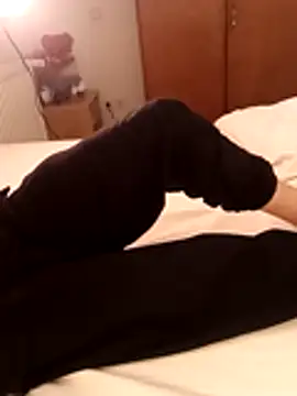 Snapshot of crems77 chatting on January 9, 4:58 pm crems77 online show from January 9, 4:58 pm