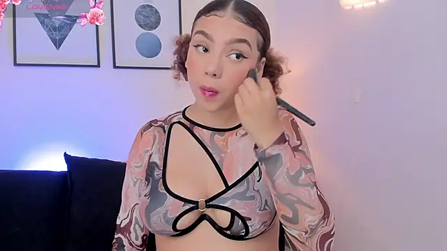 Snapshot of JulianaWaldo chatting on October 30, 4:26 pm JulianaWaldo online show from October 30, 4:26 pm