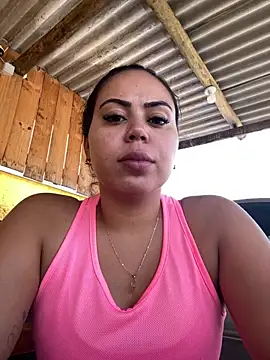 lariic online show from March 4, 1:52 pm