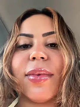 lariic online show from March 30, 7:26 pm