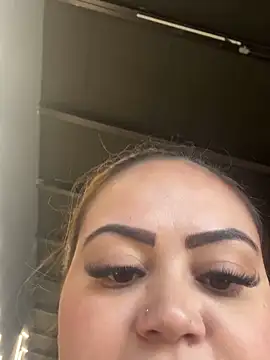 Snapshot of lariic chatting on September 8, 6:18 pm lariic online show from September 8, 6:18 pm