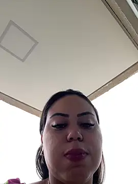 Snapshot of lariic chatting on February 27, 12:16 pm lariic online show from February 27, 12:16 pm