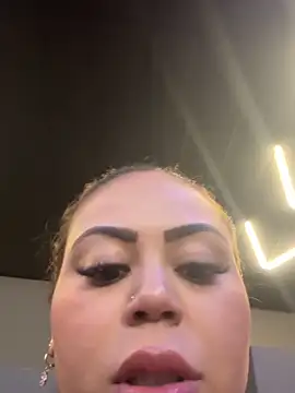 Snapshot of lariic chatting on September 22, 7:31 pm lariic online show from September 22, 7:31 pm