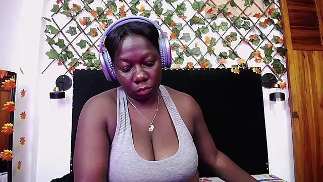 skaysanchez1 online show from February 22, 12:18 pm