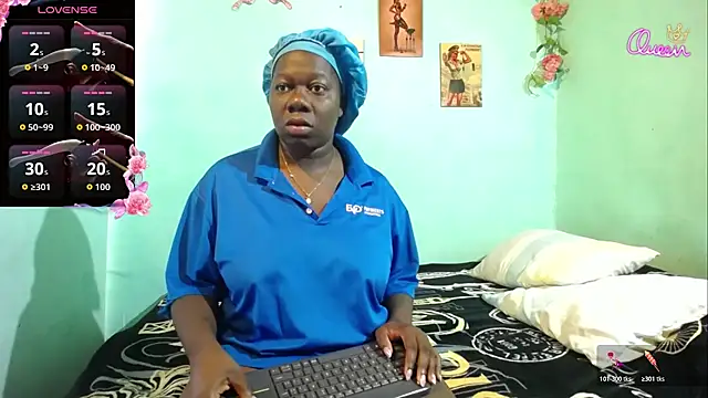 skaysanchez1 online show from July 4, 1:37 pm