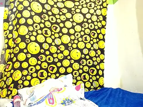 Snapshot of skaysanchez1 chatting on May 12, 2:41 am skaysanchez1 online show from May 12, 2:41 am