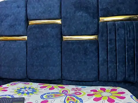 skaysanchez1 online show from March 24, 7:47 pm