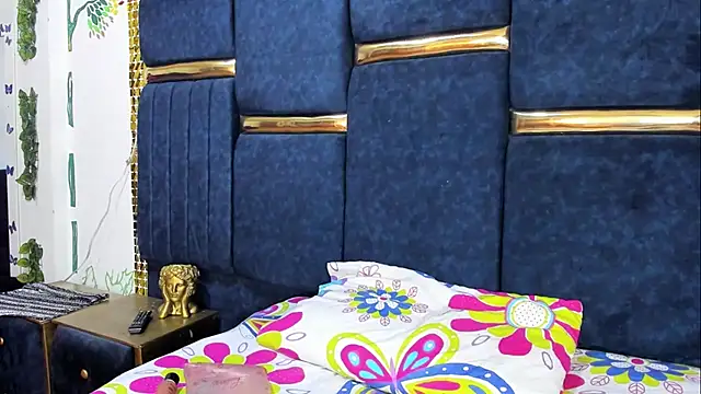 skaysanchez1 online show from December 1, 7:48 pm