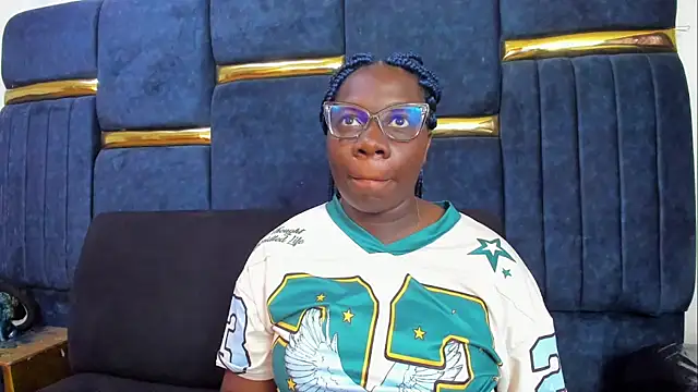 skaysanchez1 online show from March 13, 7:19 pm