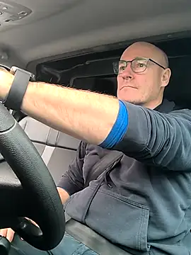 bogland33 online show from November 6, 11:58 am