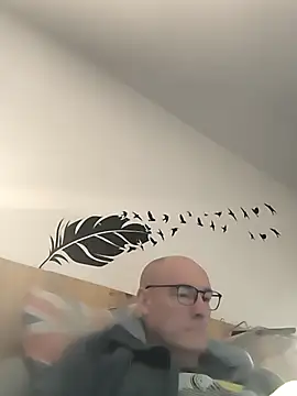 bogland33 online show from November 10, 10:48 pm