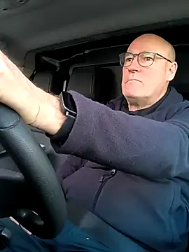 bogland33 online show from March 31, 4:42 pm