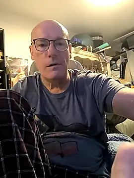 bogland33 online show from November 22, 8:18 pm