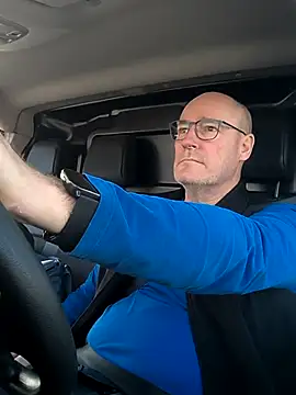 bogland33 online show from April 17, 4:10 pm